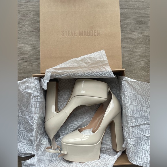 Steve Madden Bone Skyrise Platform 9.5 - Picture 2 of 2